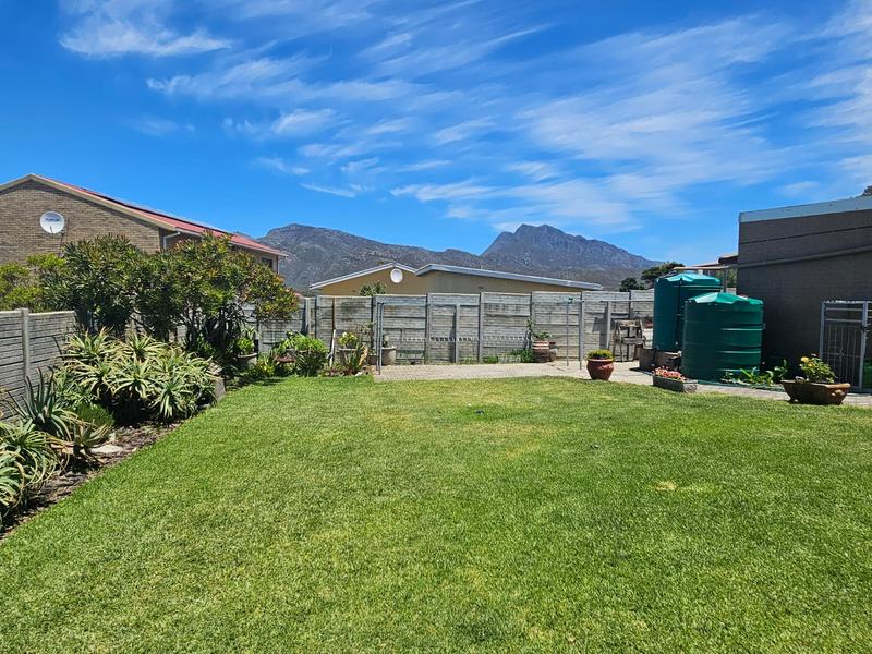 4 Bedroom Property for Sale in Kleinmond Western Cape